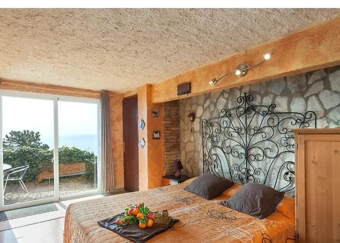 Rapanui Piscina Y Jacuzzi Privados * Lloret de Mar