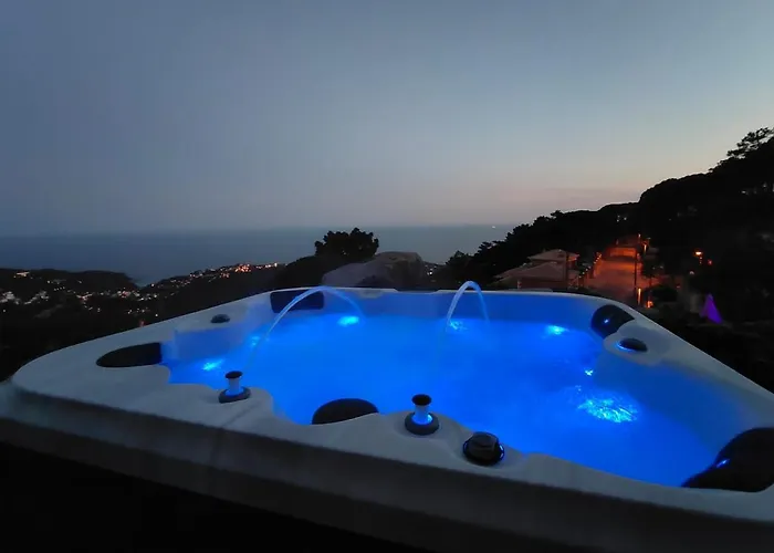 Rapanui Piscina Y Jacuzzi Privados Lloret de Mar